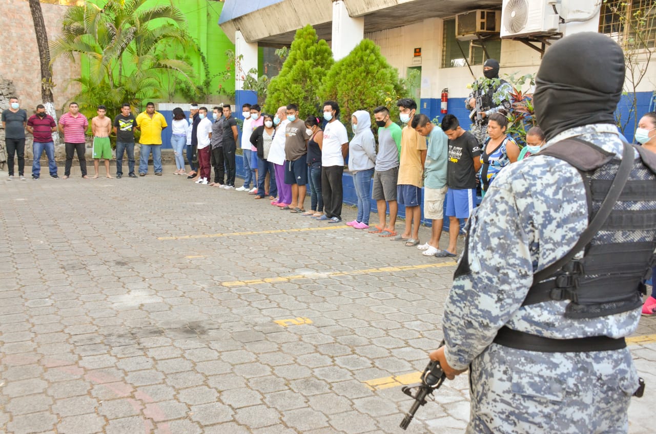 Más de 250 policías buscan hoy a pandilleros de Tonacatepeque, San Martin, Soyapango e Ilopango mas-de-250-policias-buscan-hoy-a-pandilleros-de-tonacatepeque-san-martin-soyapango-e-ilopango